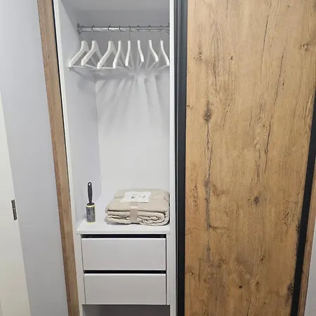 Luksusowy Nad Jeziorem Apartamento