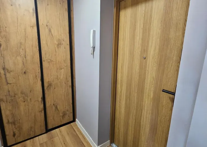 Luksusowy Nad Jeziorem Apartmán